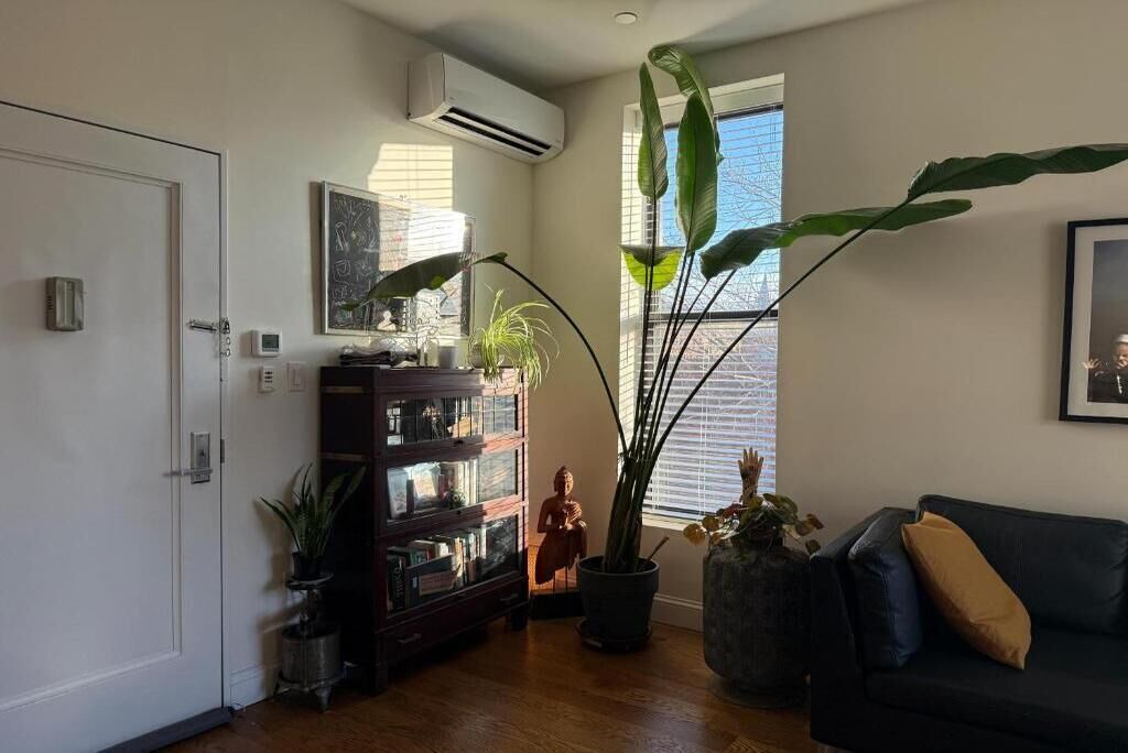 Photo of Livingroom in East Harlem