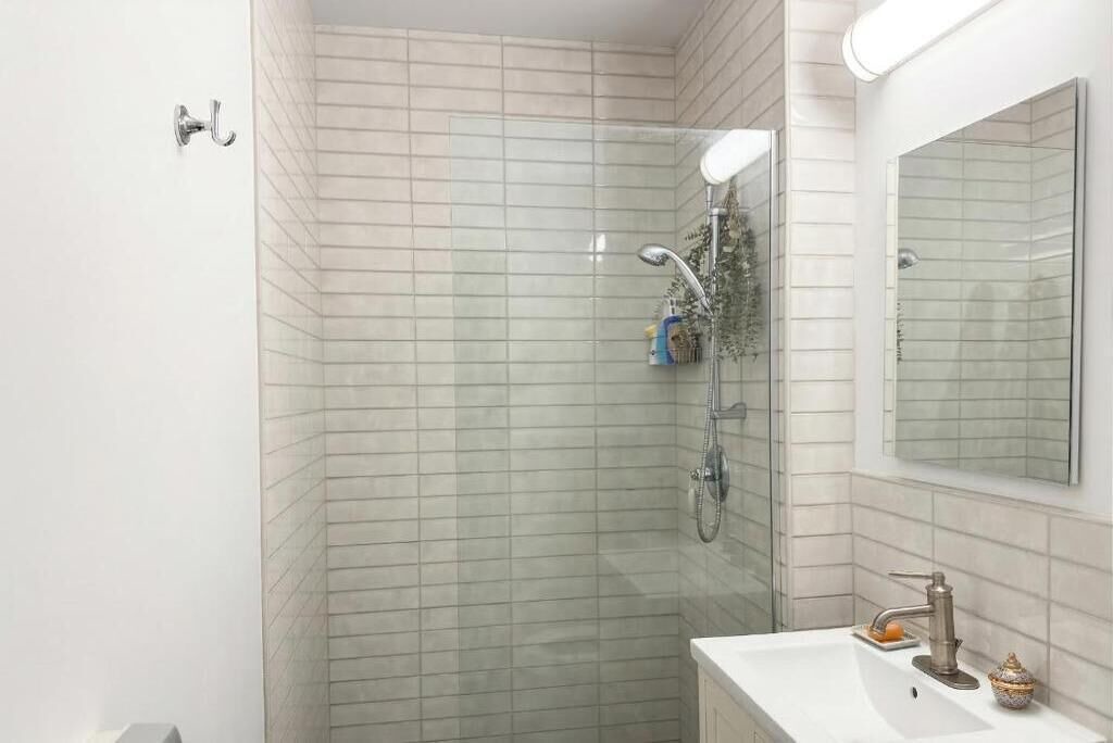 Photo of Bathroom in East Harlem