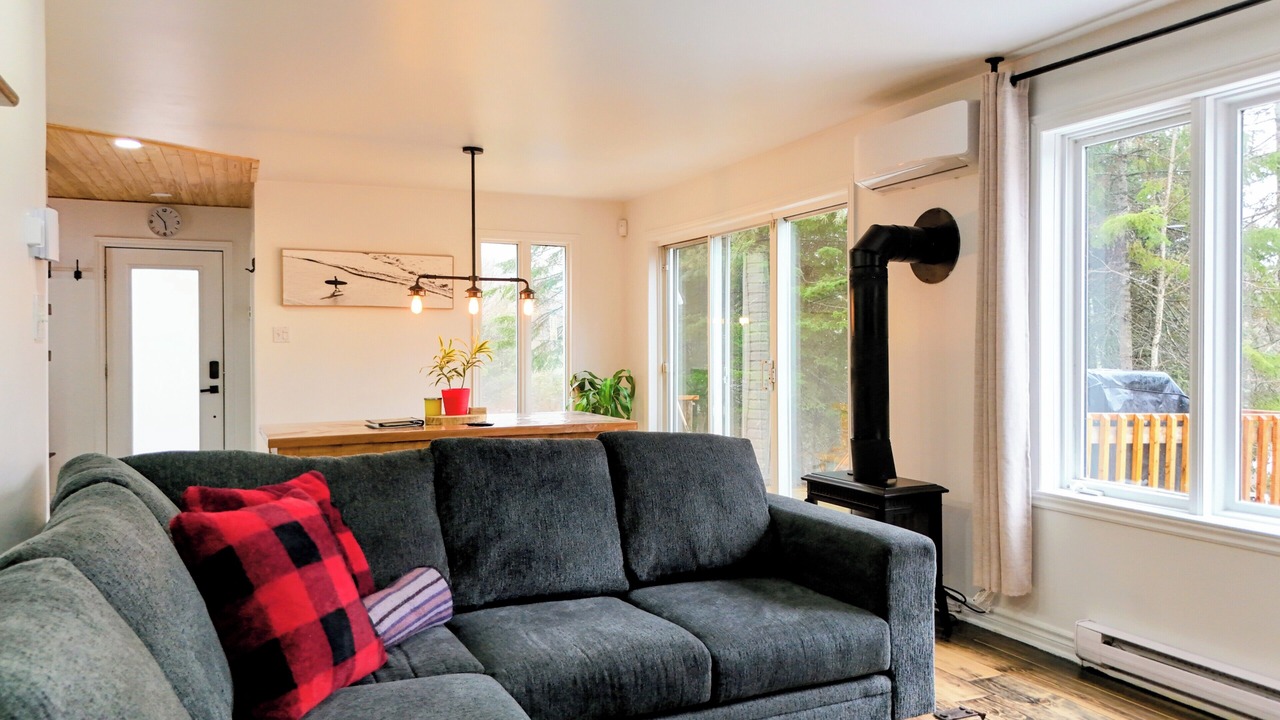 Photo of Livingroom in Saint-Alphonse-Rodriguez