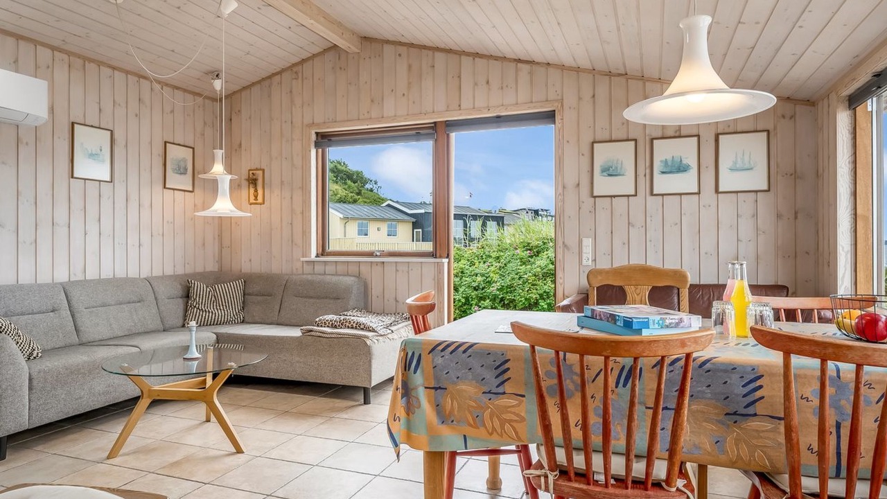 Photo of Livingroom in Hvalpsund