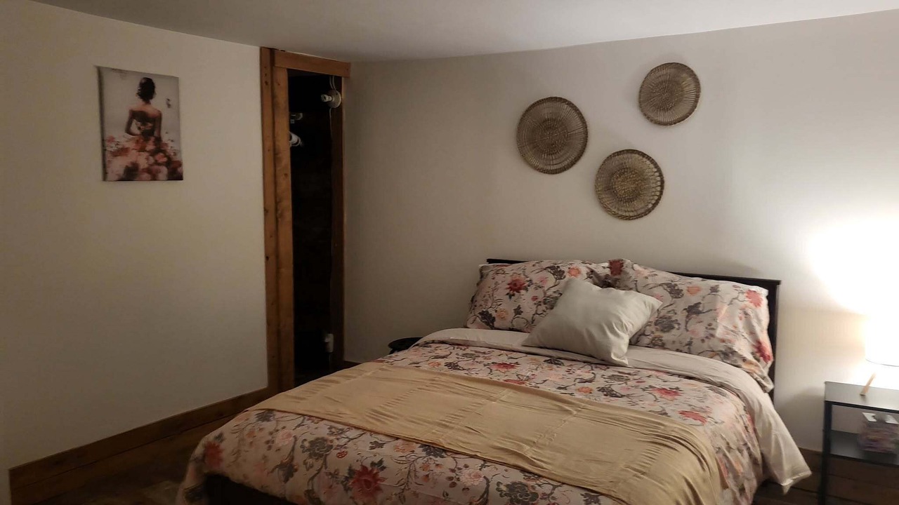 Photo of Bedroom in Saint-Sauveur