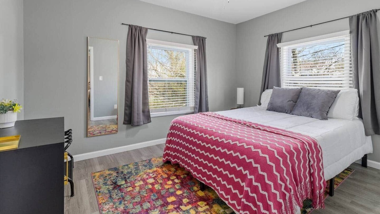 Photo of Bedroom in Lupton City
