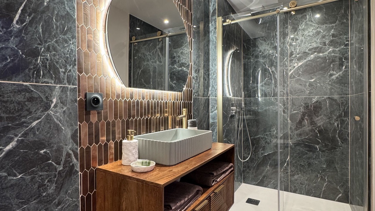 Photo of Bathroom in Montchapet