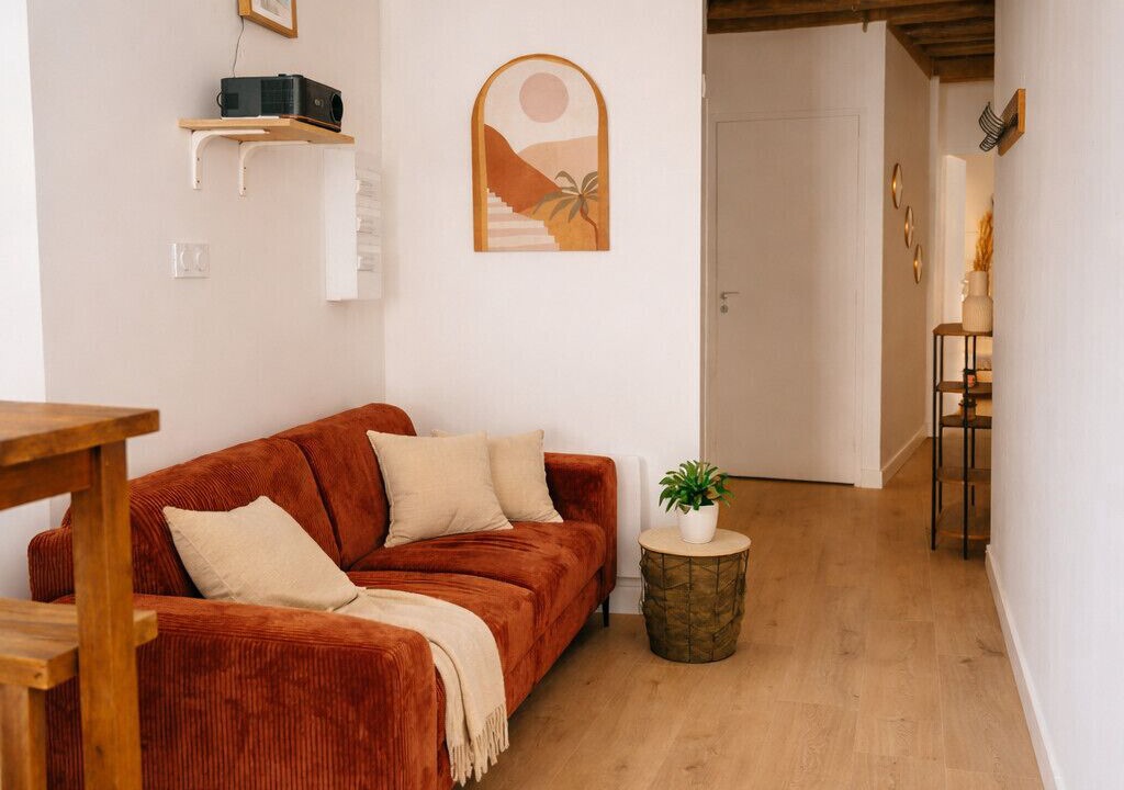 Photo of Livingroom in Downtown Angers