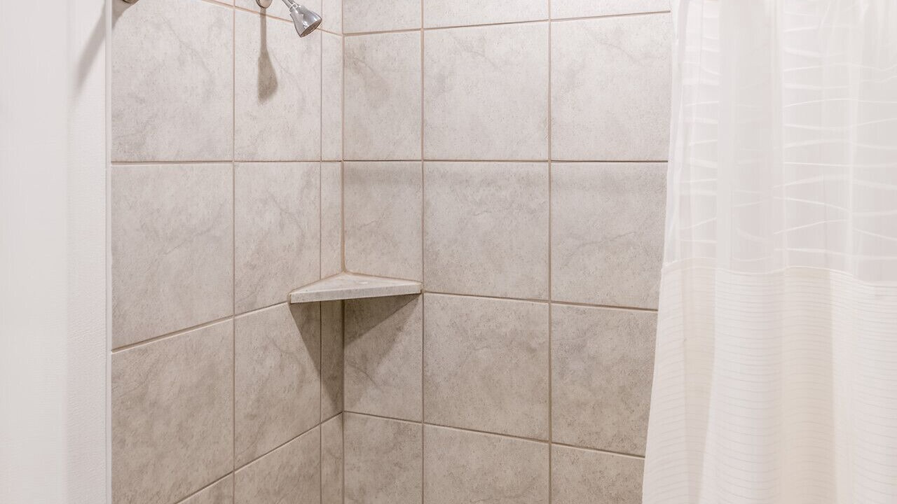 Photo of Bathroom in Porter