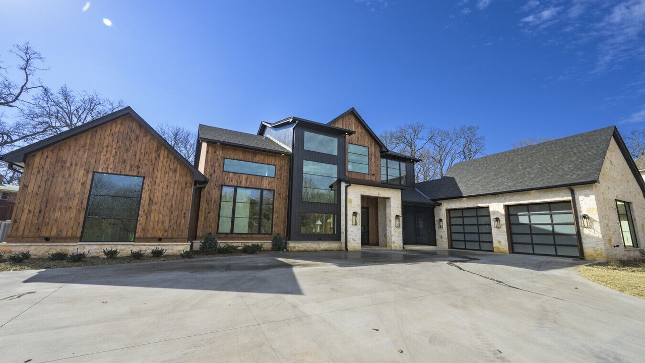 Photo of Outdoor in Kingston