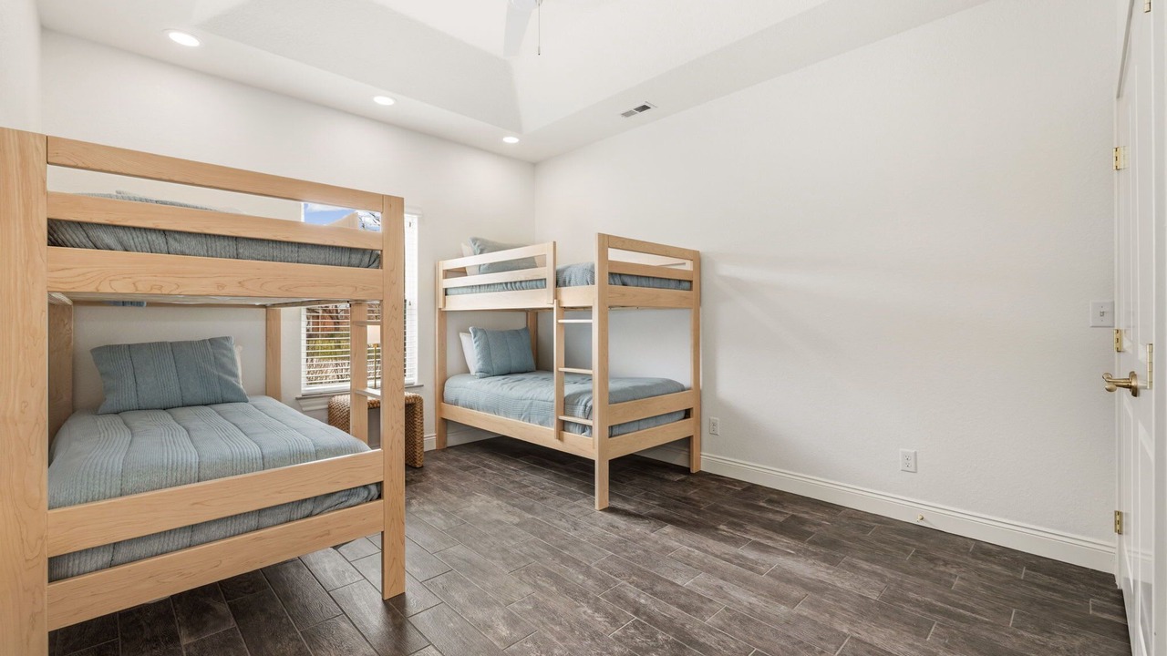 Photo of Bedroom in Downtown