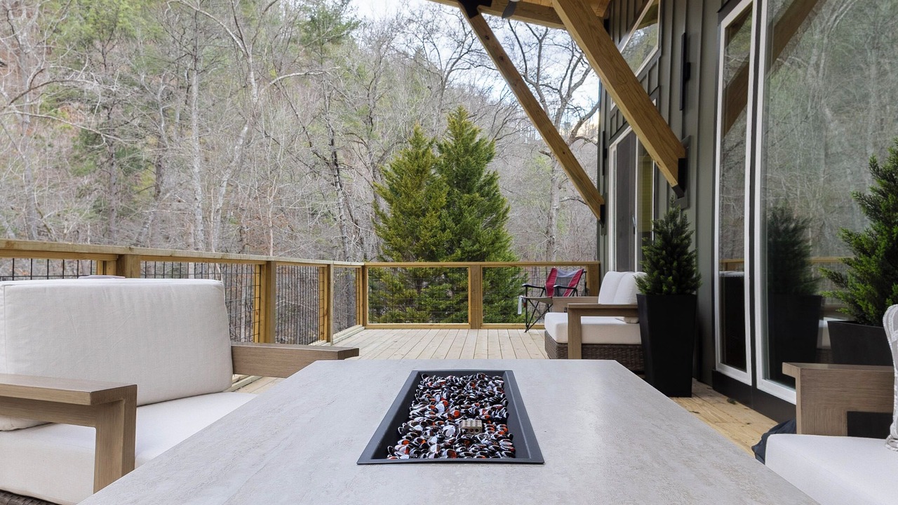 Photo of Outdoor in Talking Rock