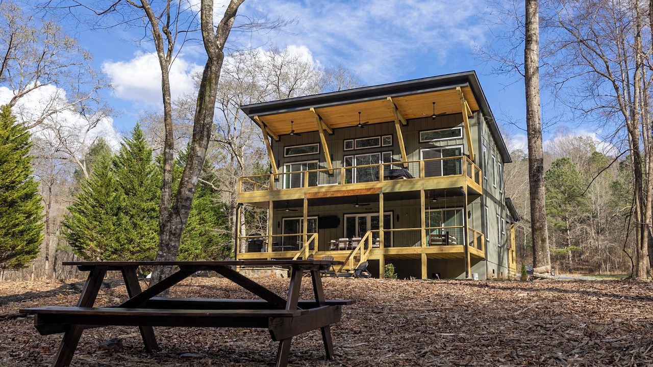 Photo of Outdoor in Talking Rock