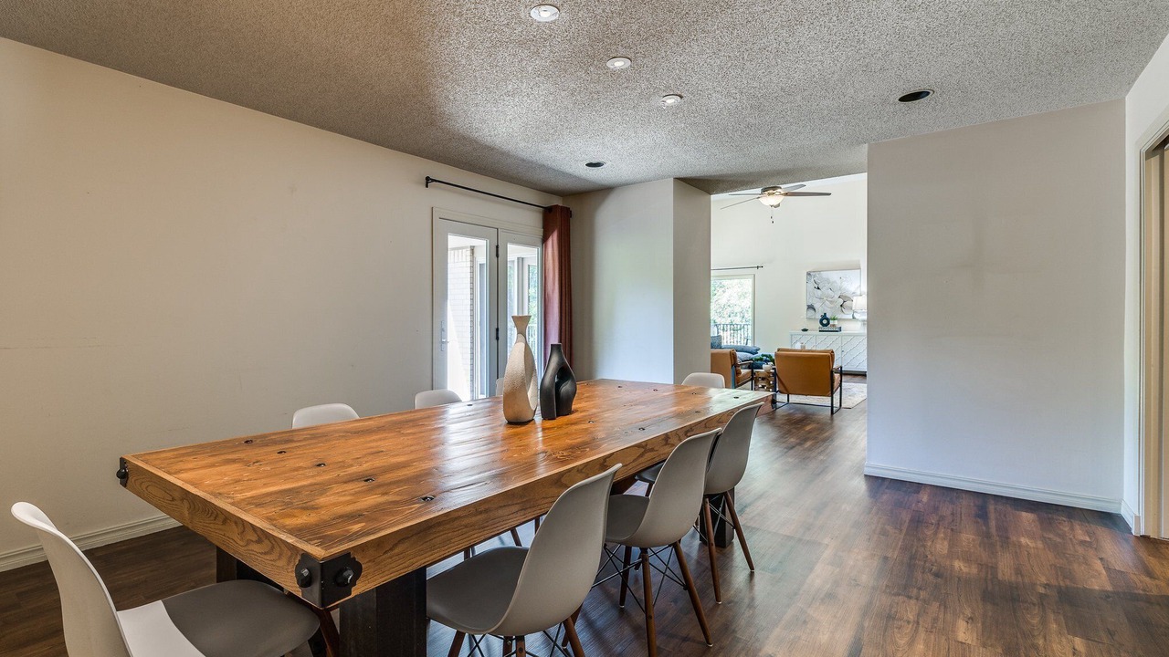 Photo of Livingroom in South Tulsa