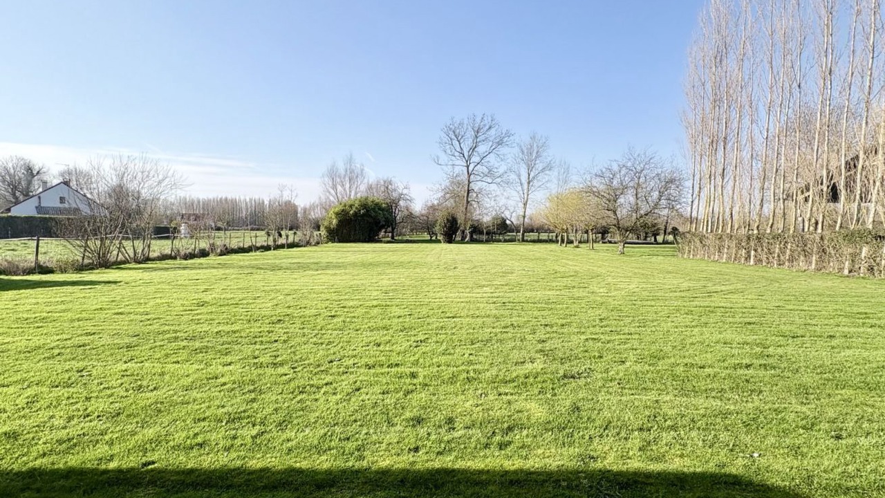 Photo of Outdoor in Favieres