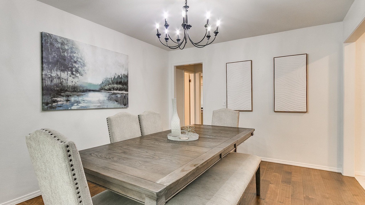 Photo of Livingroom in Edmond