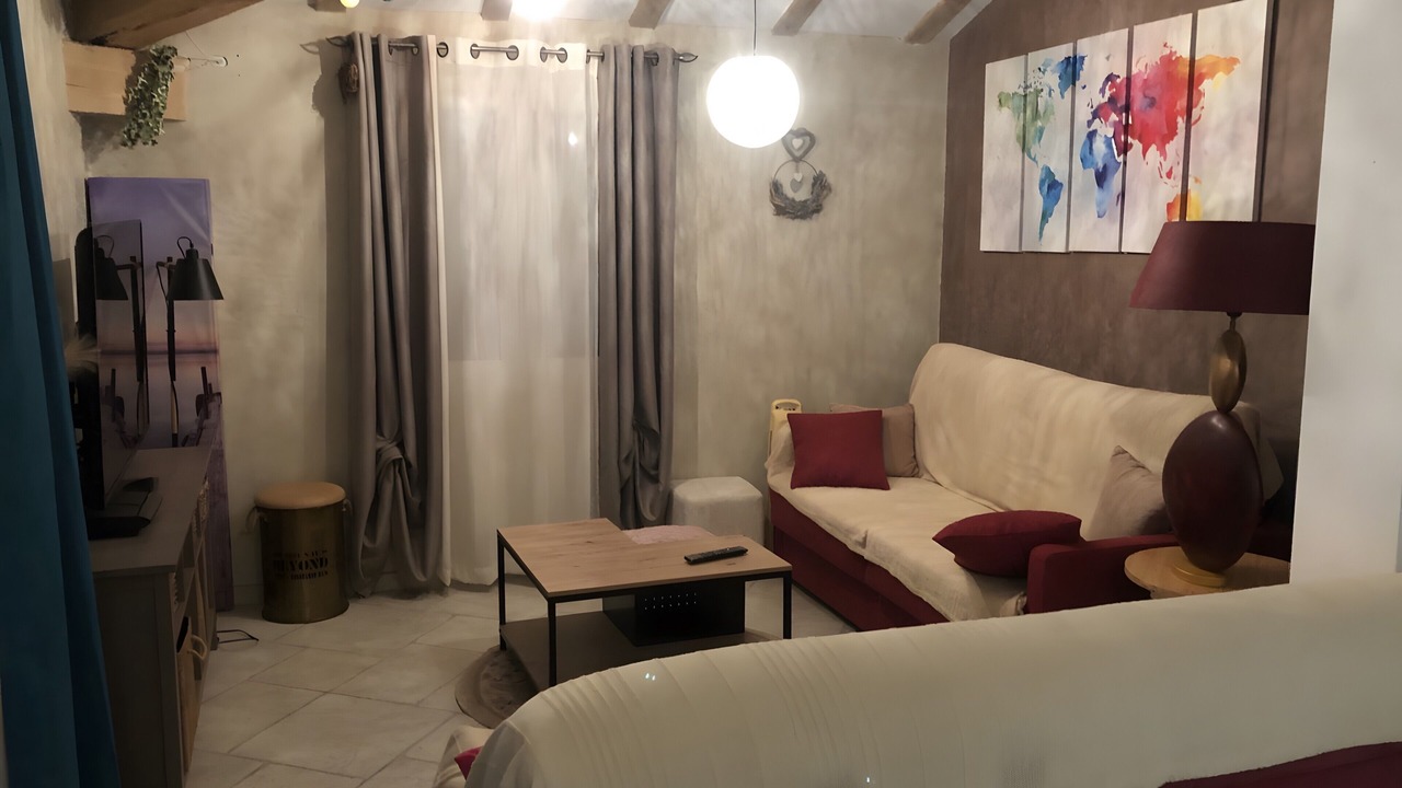 Photo of Livingroom in Saint-Sauveur-de-Cruzieres