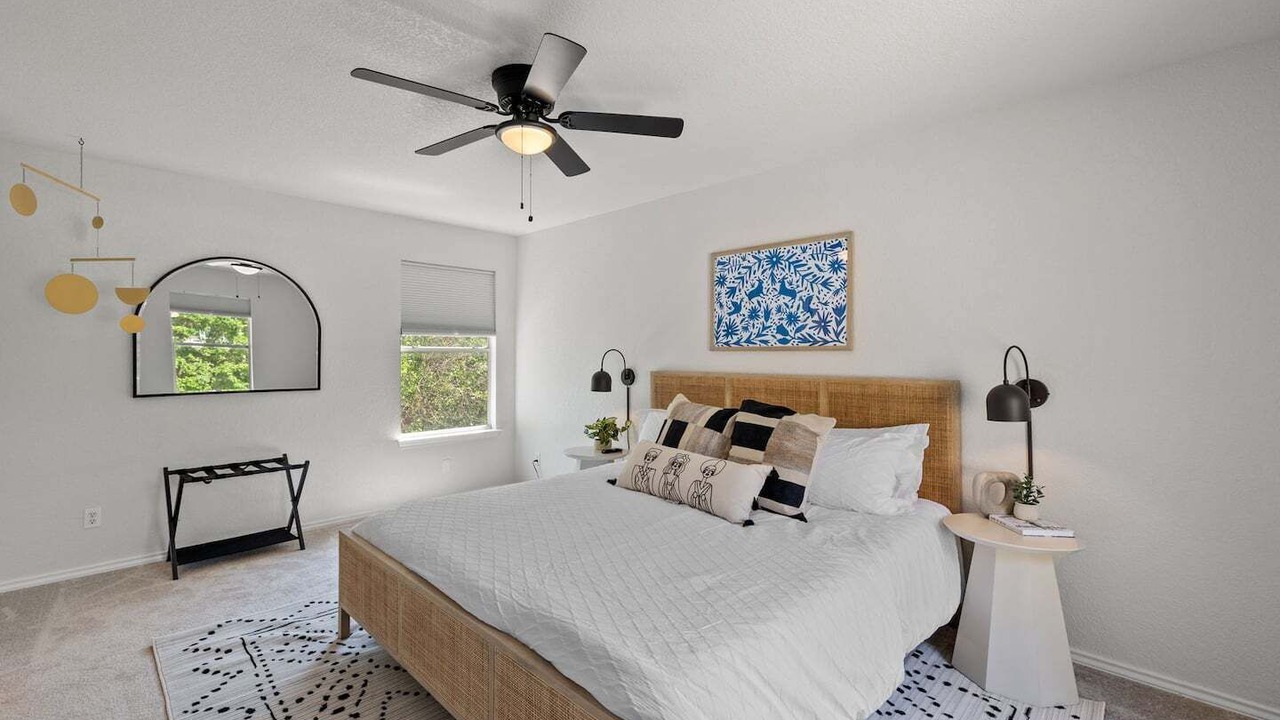 Photo of Bedroom in Maverick Creek
