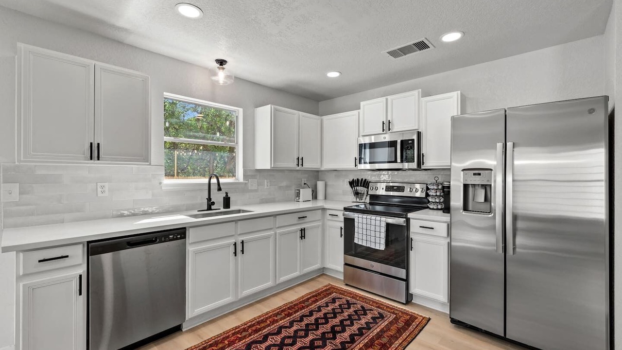 Photo of Kitchen in Maverick Creek