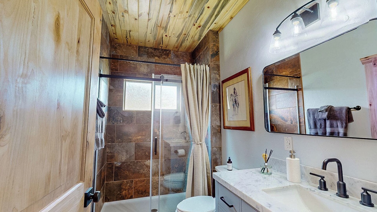 Photo of Bathroom in Joseph