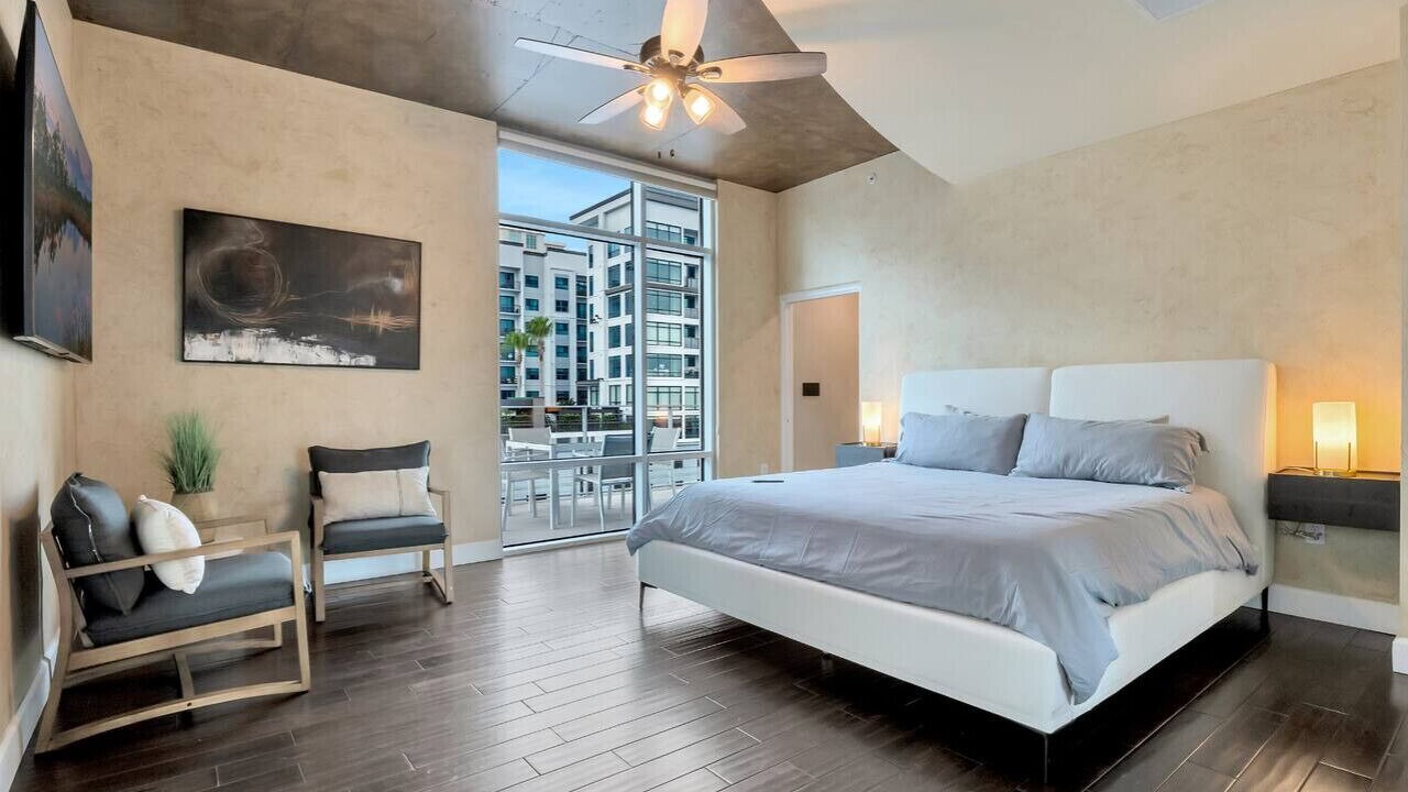 Photo of Bedroom in South Eola