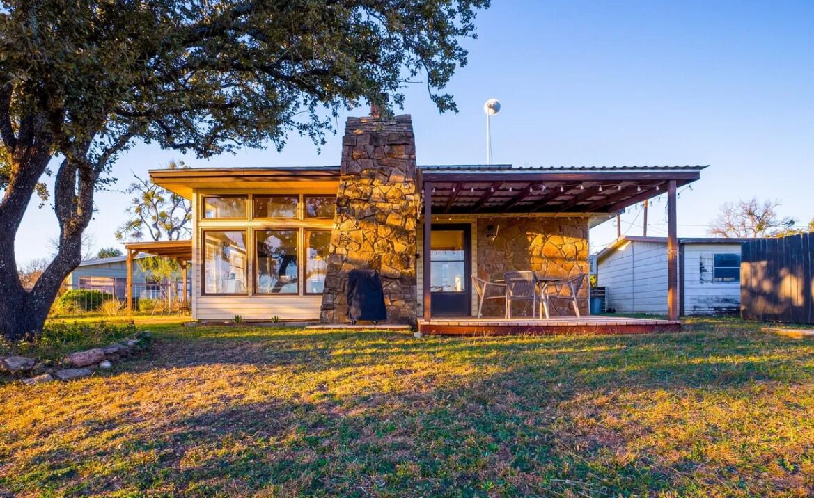 Photo of Outdoor in Burnet