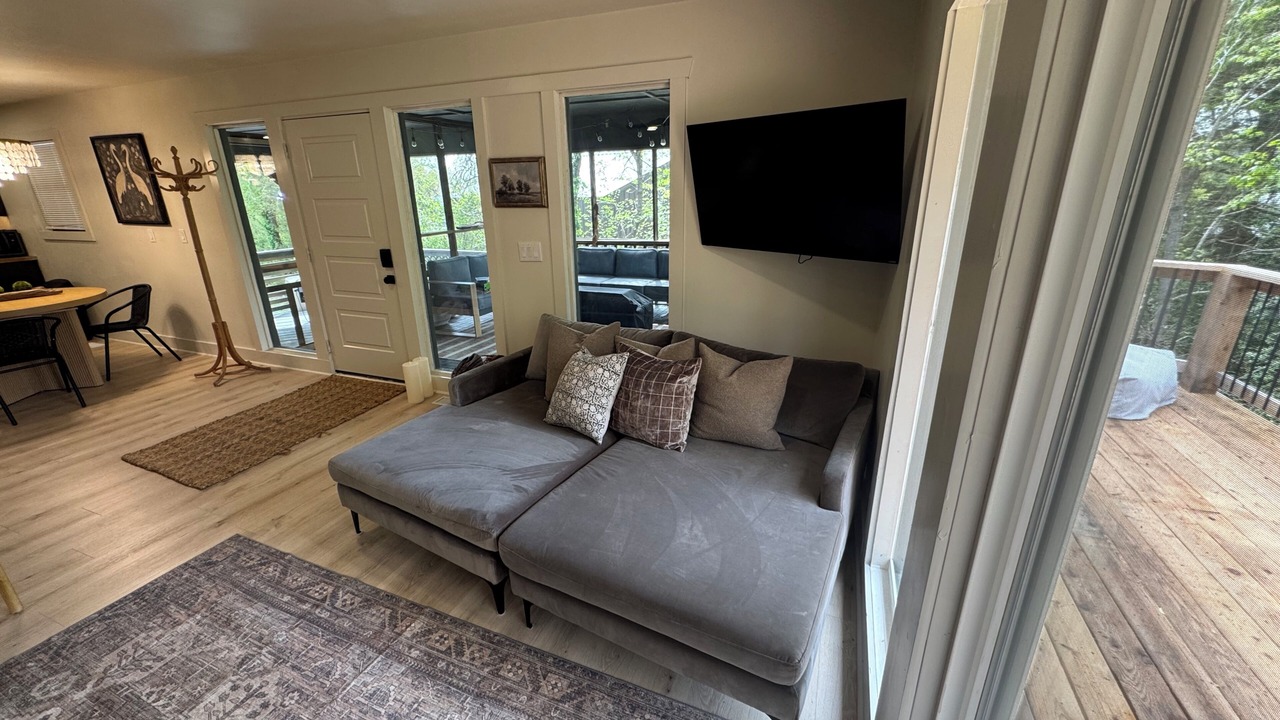 Photo of Livingroom in Lowell