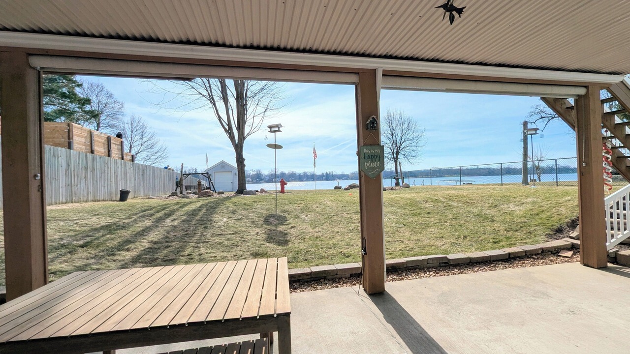 Photo of Patio Balcony in Lindenhurst