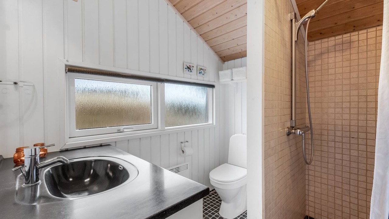Photo of Bathroom in Houvig Strand