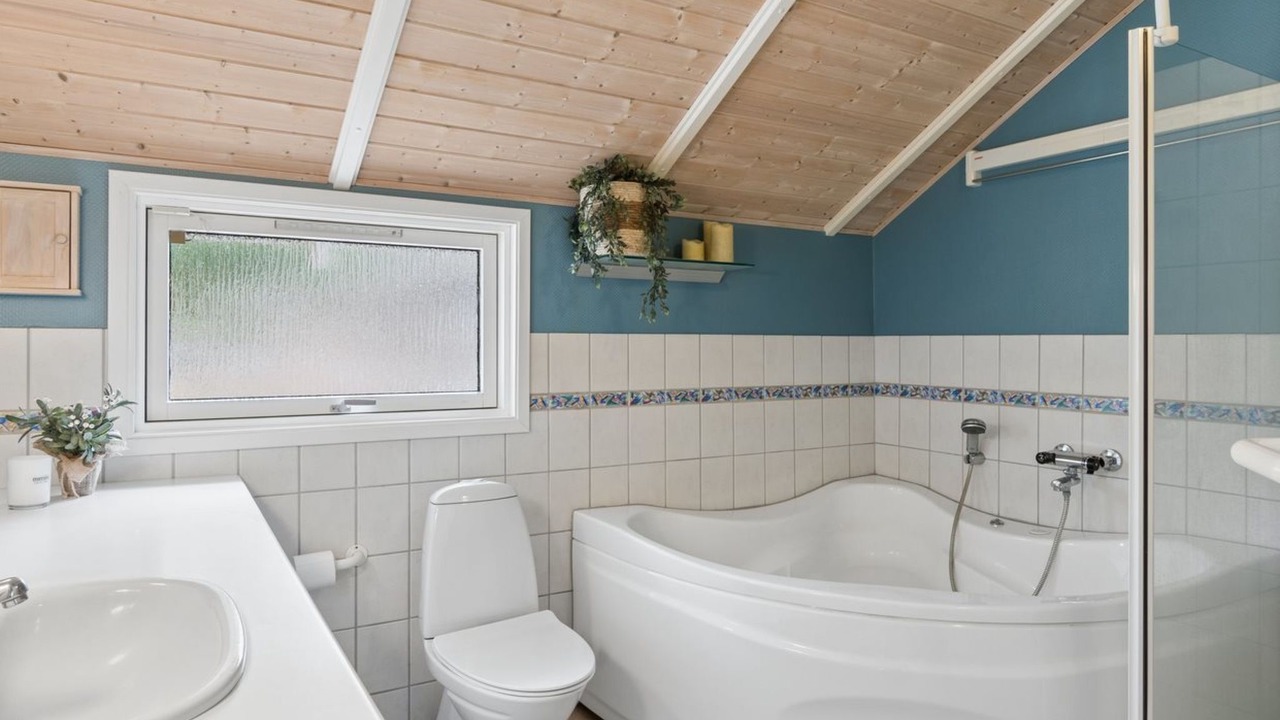 Photo of Bathroom in Hojby