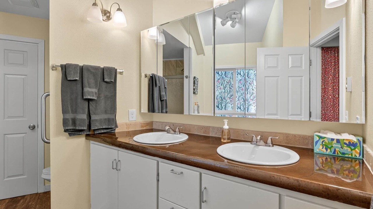 Photo of Bathroom in Long Beach