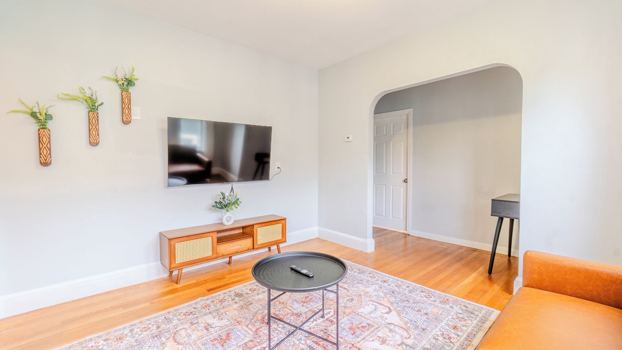Photo of Livingroom in South Medford