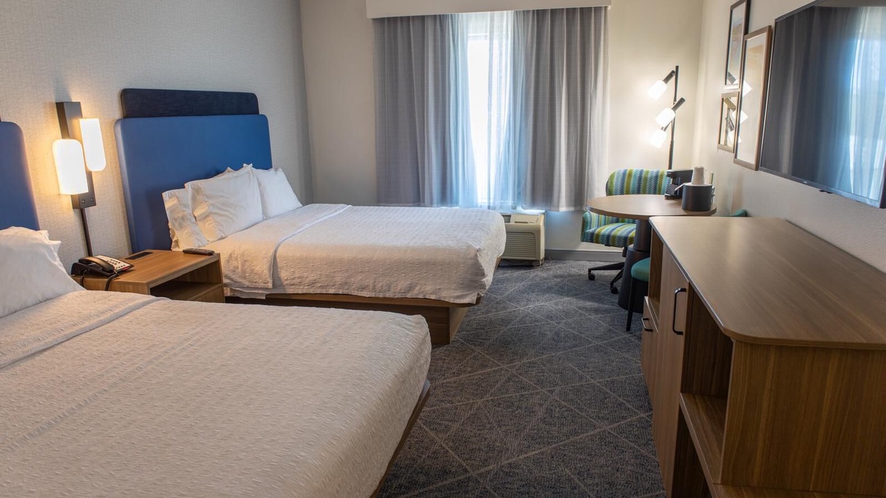 Photo of Bedroom in Lakeway