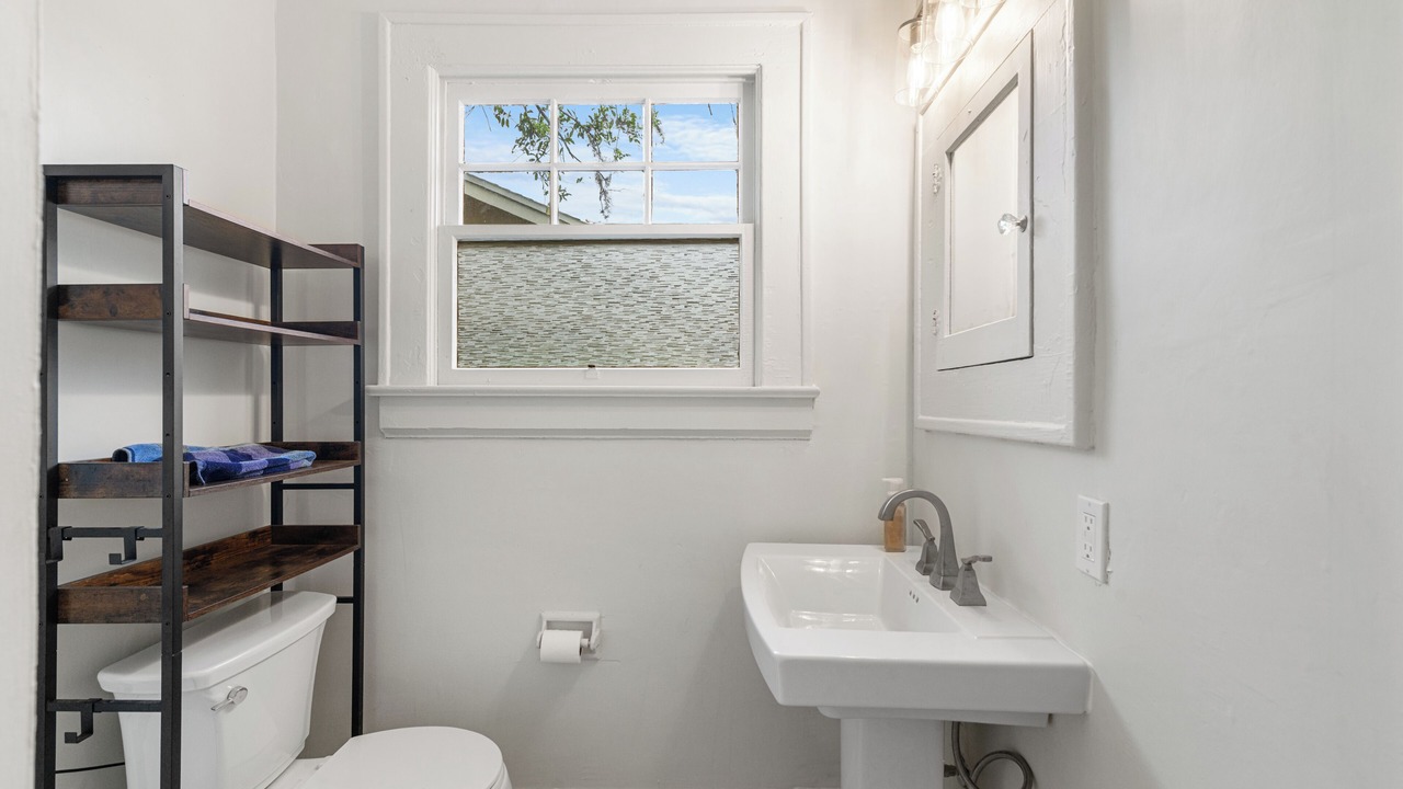 Photo of Bathroom in Avondale