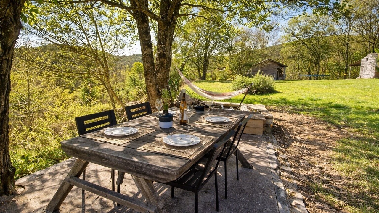 Photo of Outdoor in Pons