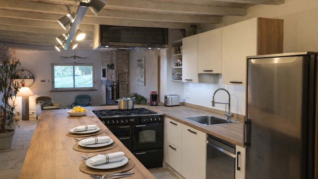 Photo of Kitchen in Pons