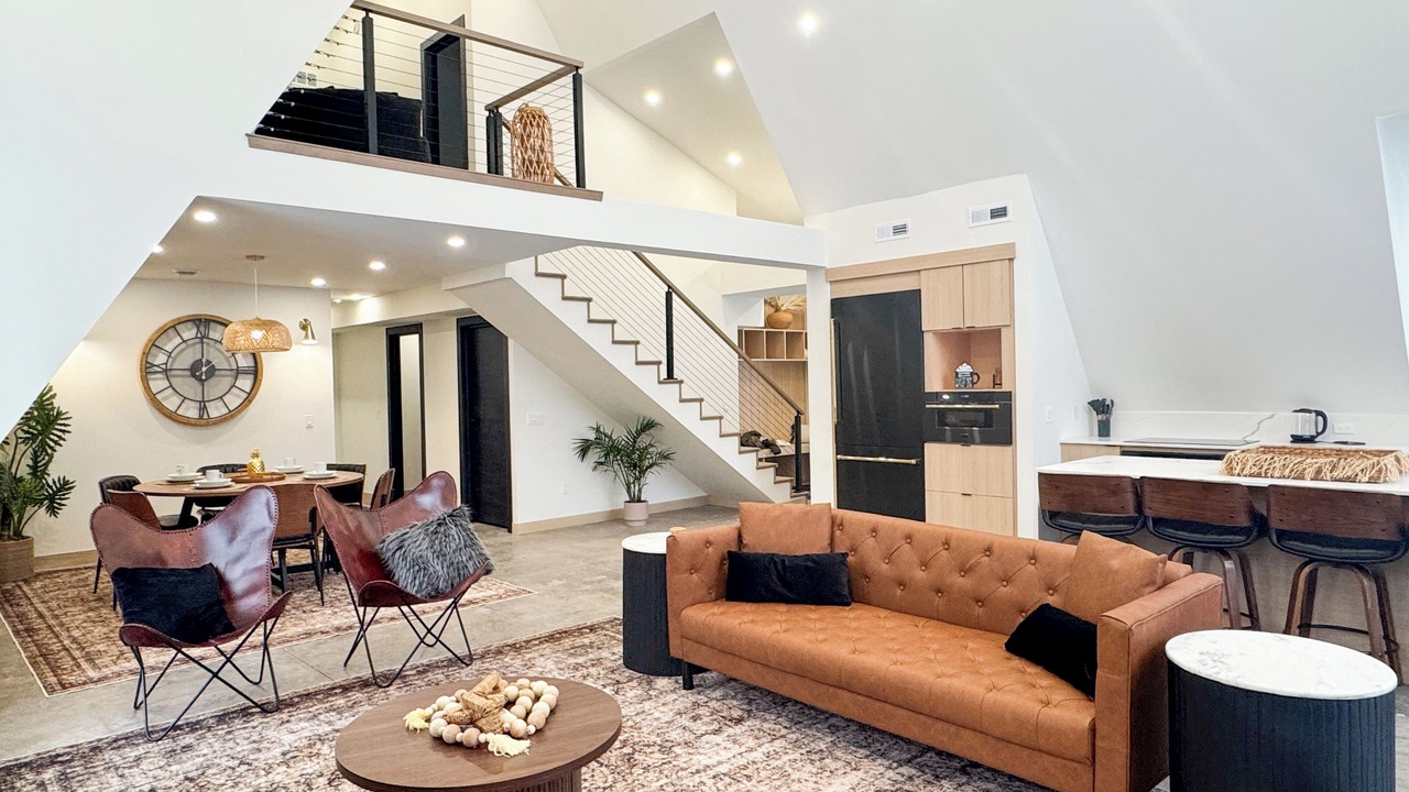 Photo of Livingroom in Pine County