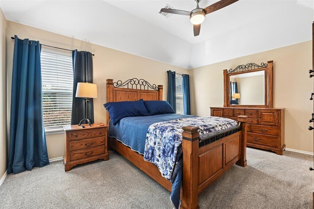 Photo of Bedroom in Glenpool