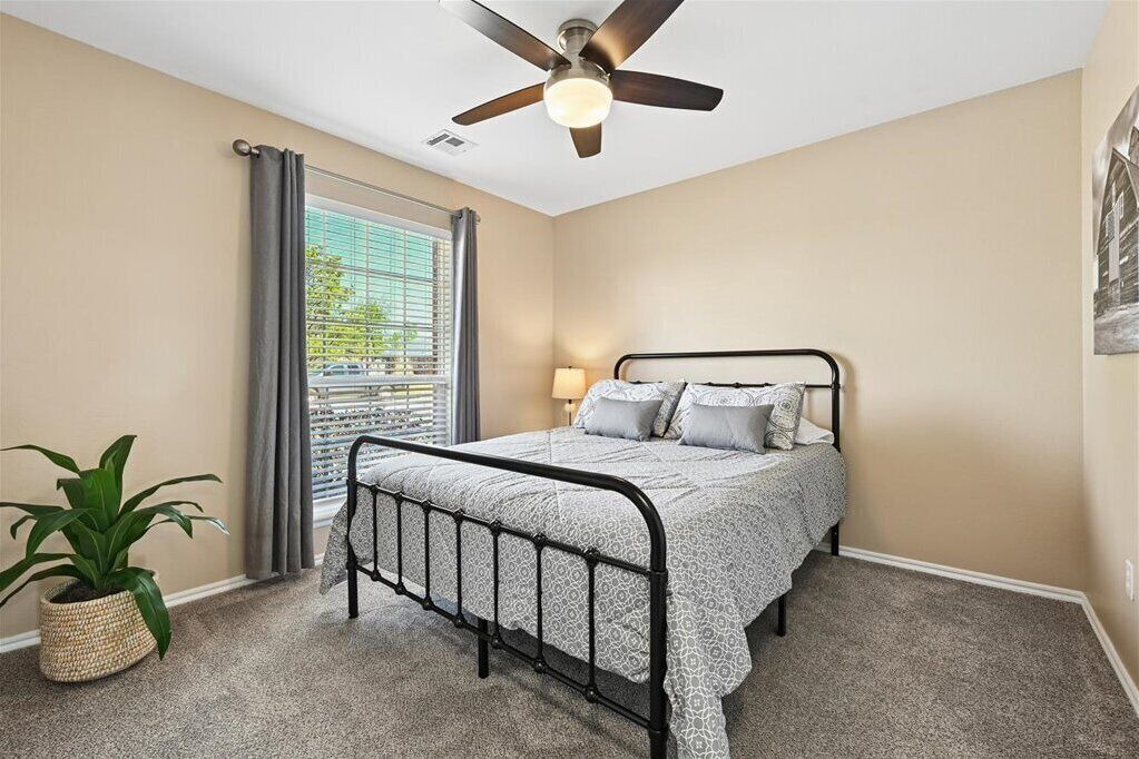 Photo of Bedroom in Glenpool