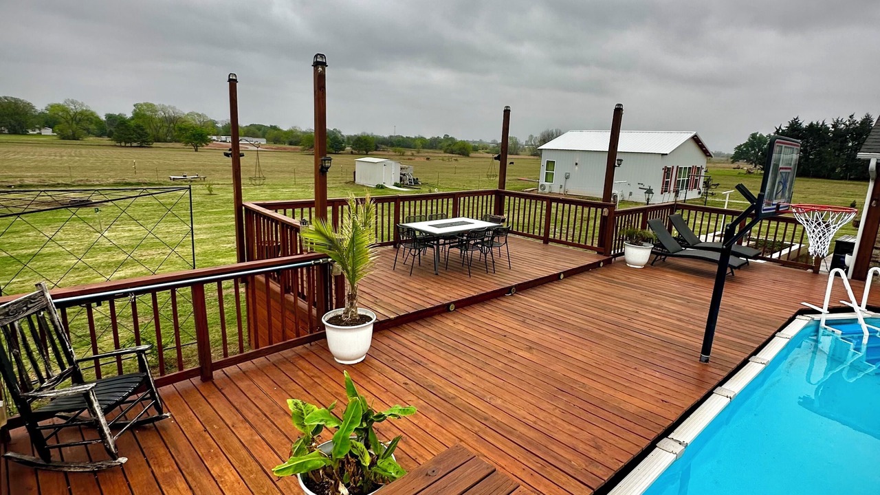 Photo of Outdoor in Noble