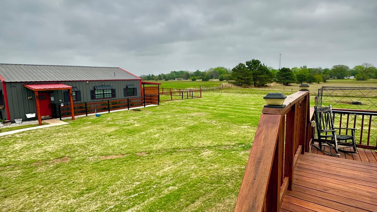 Photo of Outdoor in Noble