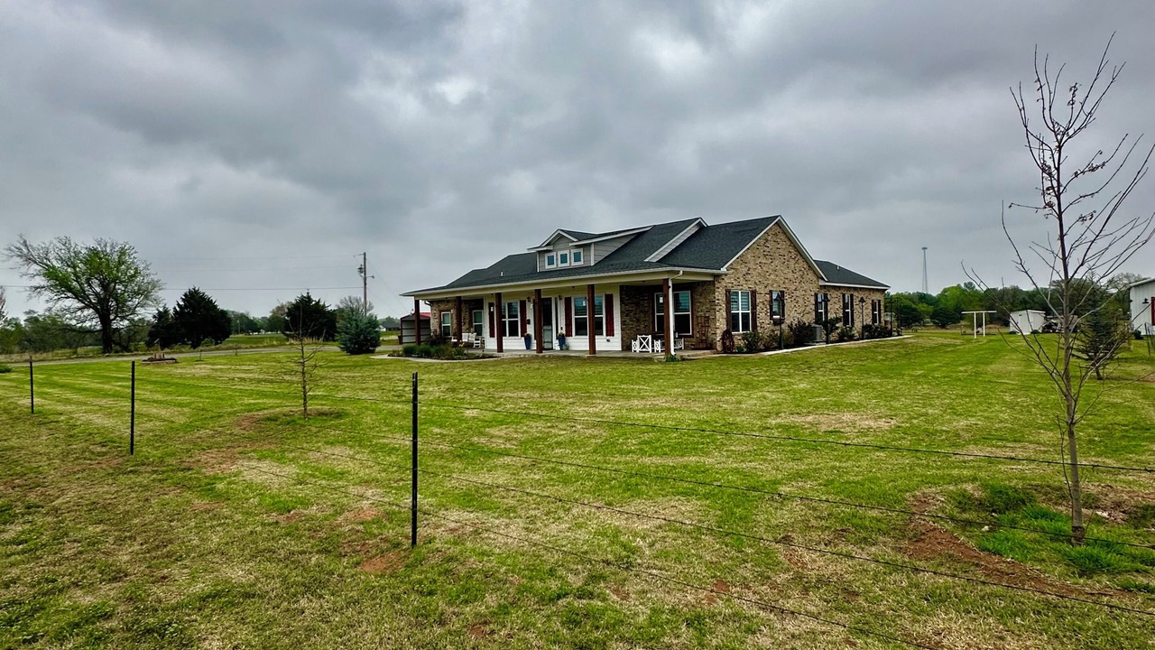 Photo of Outdoor in Noble