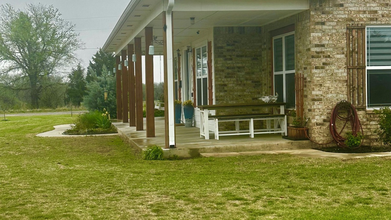 Photo of Outdoor in Noble