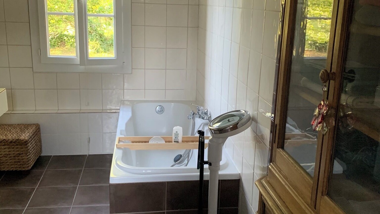 Photo of Bathroom in Lachapelle-aux-Pots