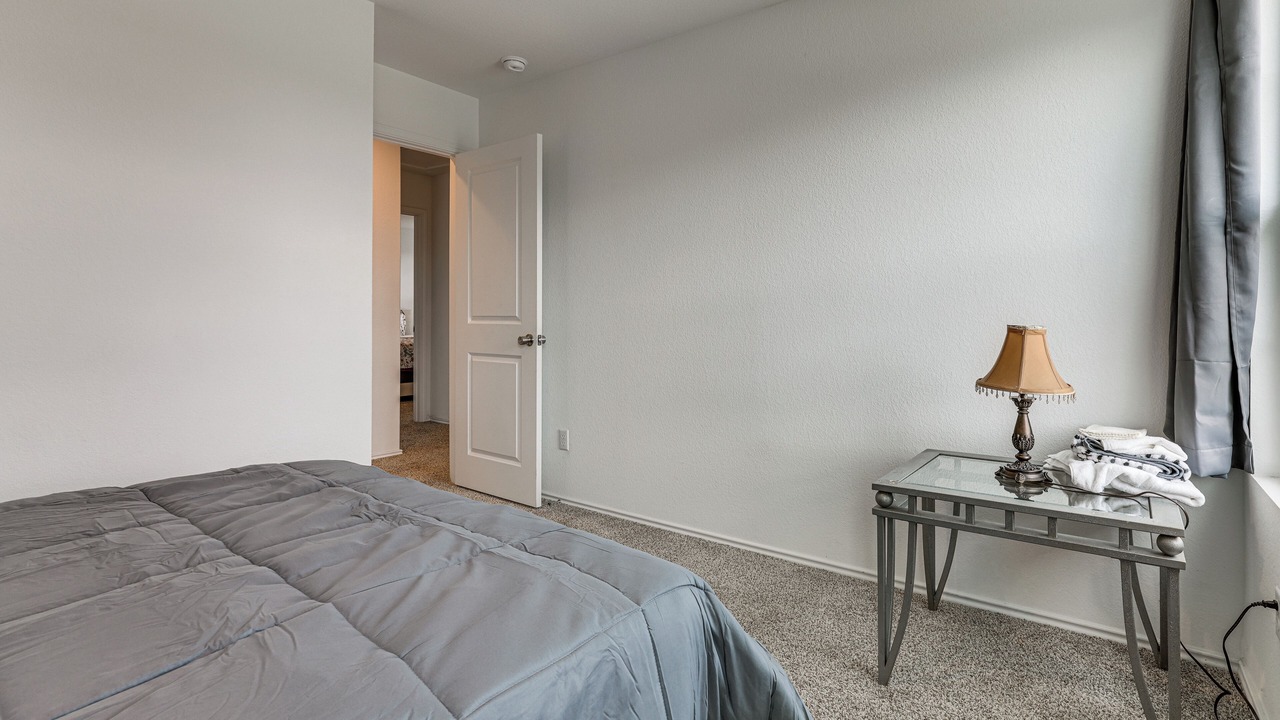 Photo of Bedroom in Kyle