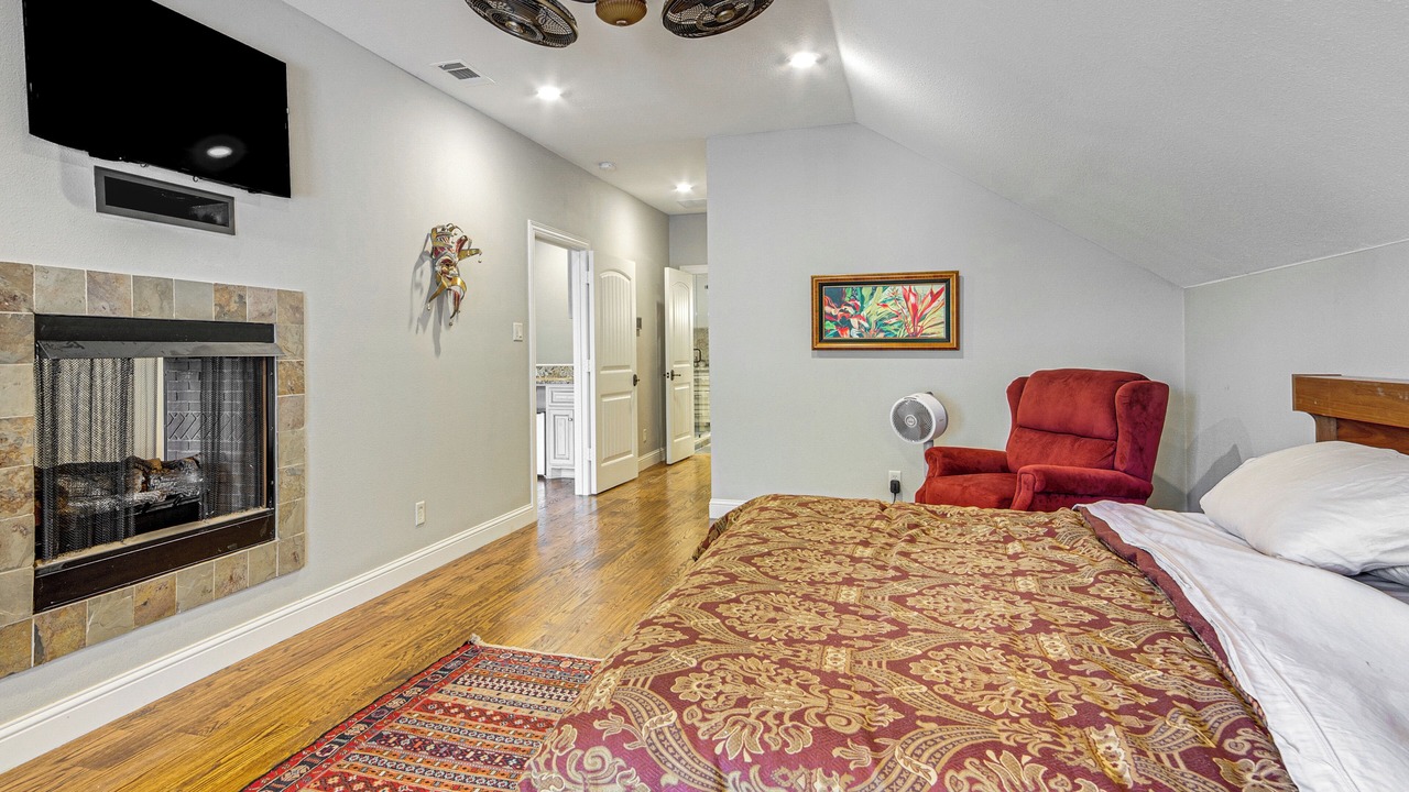 Photo of Bedroom in Cedar Creek Reservoir