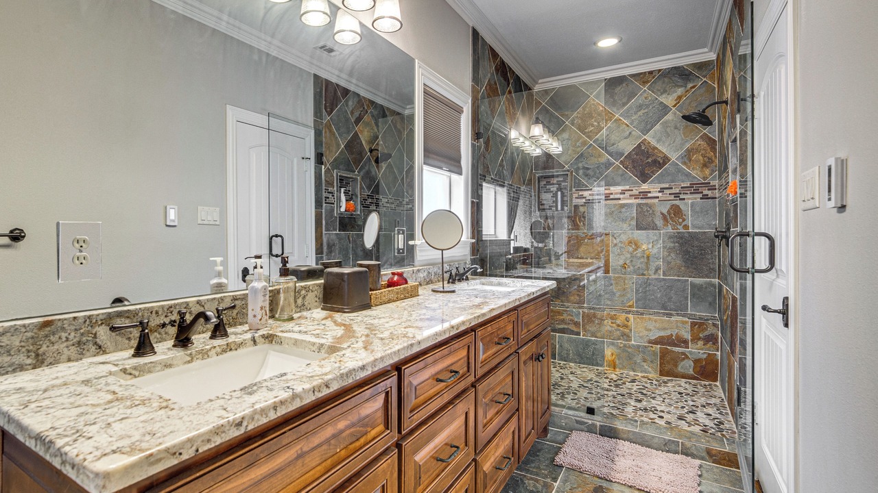 Photo of Bathroom in Cedar Creek Reservoir