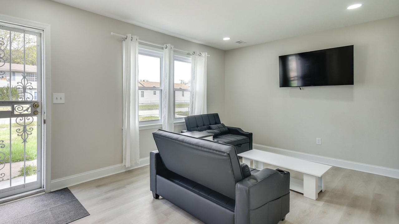 Photo of Bedroom in Newport News