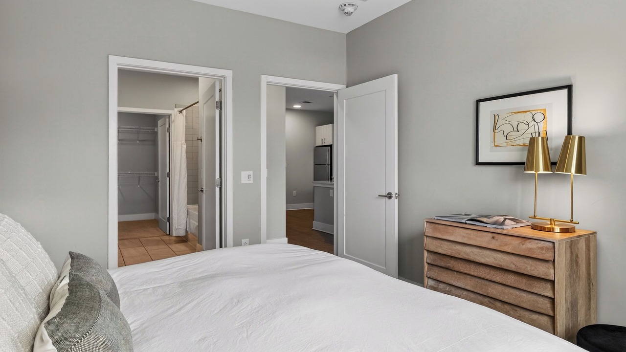 Photo of Bedroom in Hillsboro West End