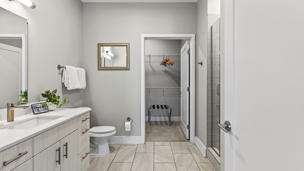 Photo of Bathroom in Hillsboro West End