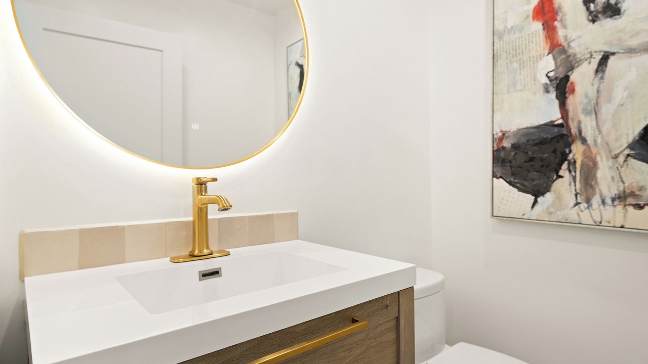Photo of Bathroom in West Los Angeles