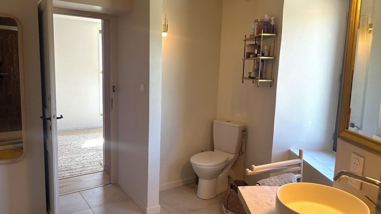 Photo of Bathroom in Lanas