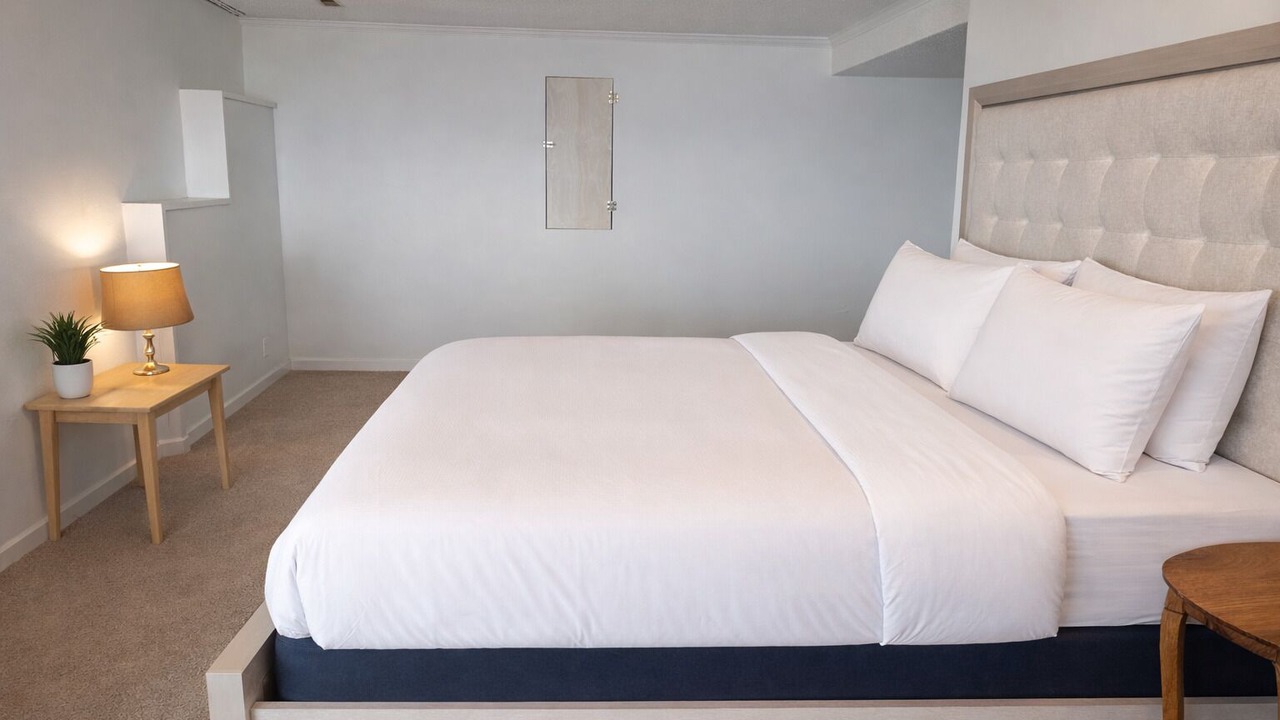 Photo of Bedroom in Alki
