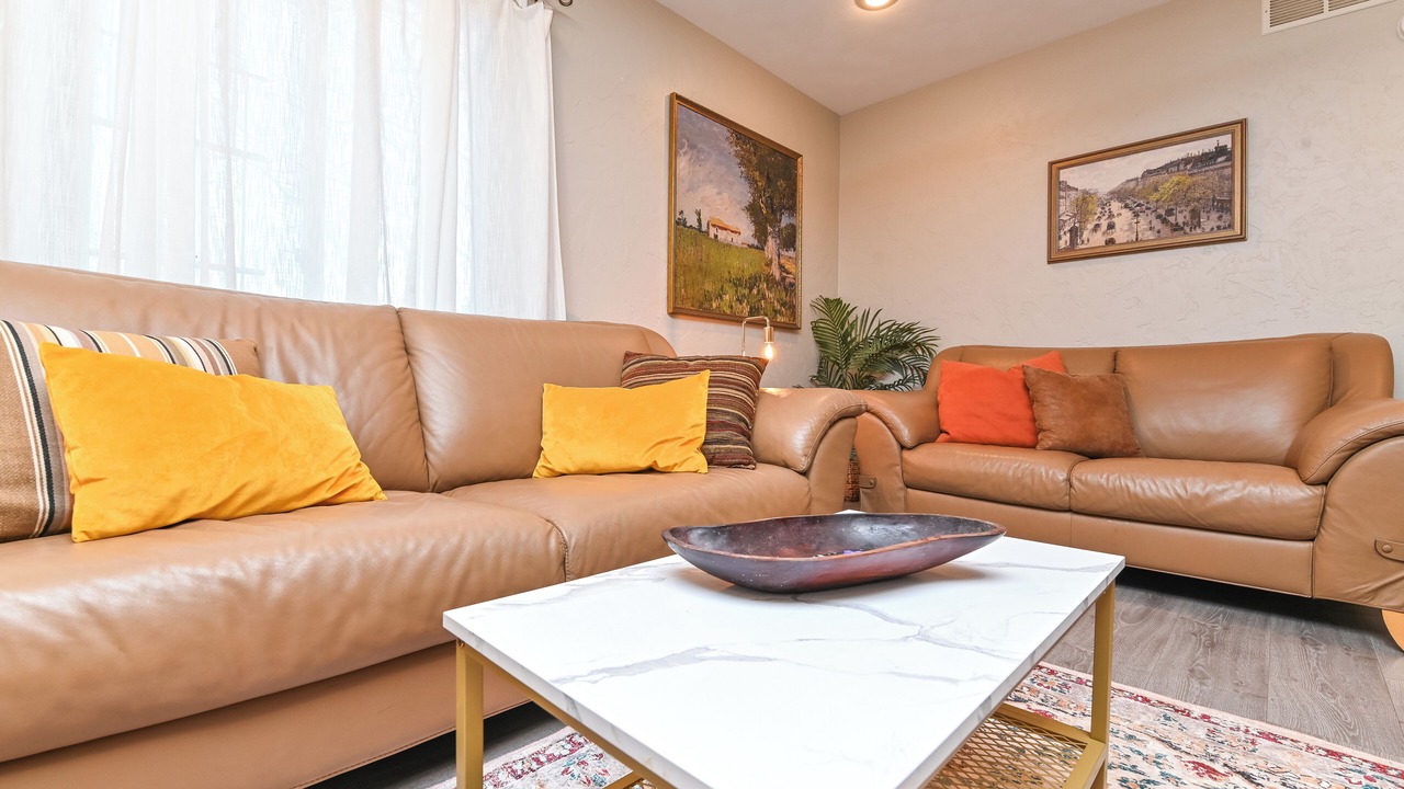 Photo of Livingroom in Sunnyland
